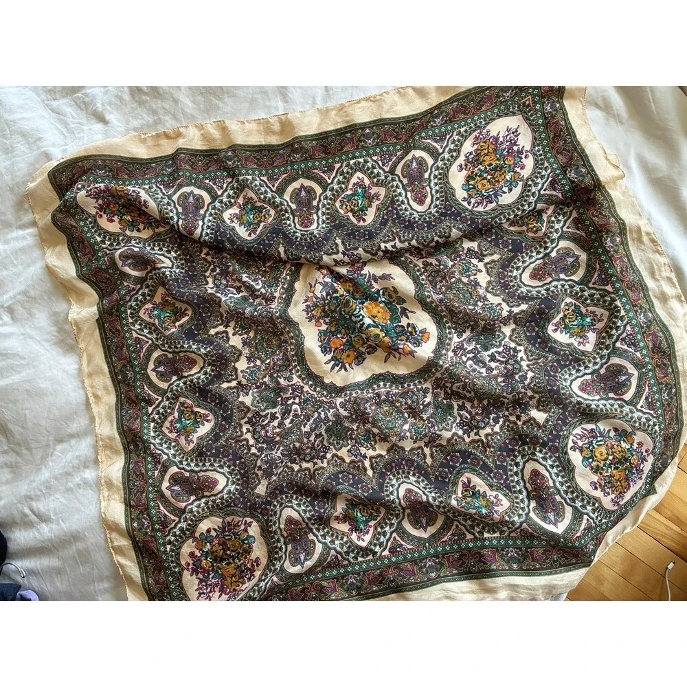 Free People So Silk 100% Silk Bandana Ivory Convertible Top Headscarf - Picture 5 of 6